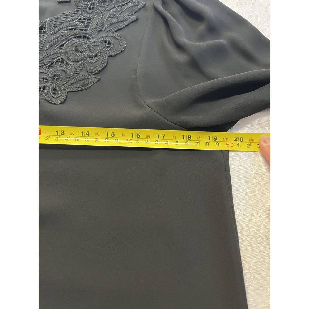 Ann Taylor Lace Neckline Black Blouse Womens sz S Career Casual Evening Timeless - Picture 11 of 14